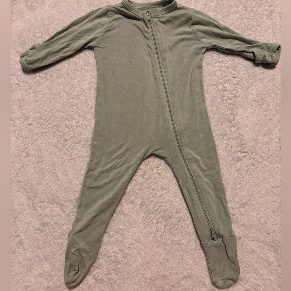 Kyte Baby Footie Sleeper 0-3